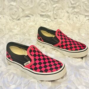 Girl's Vans Black and Pink Checkered Slip-Ons SZ 13